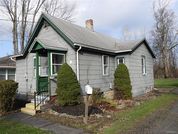 3rd image of 519 Willow Ave