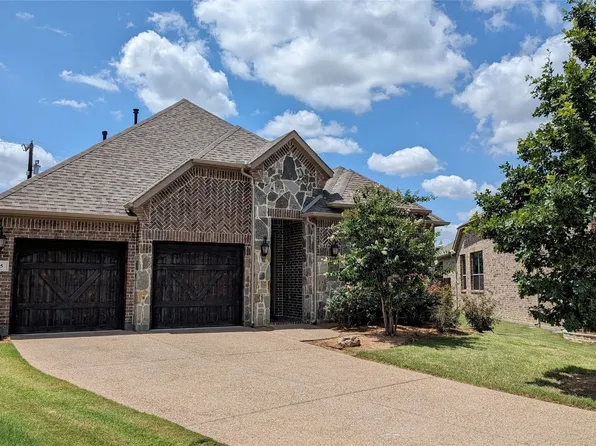 405 Lilly Ct, Roanoke, TX 76262