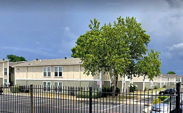 Summit at Mirasol Apartments — Photo 1