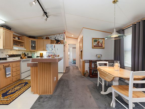 4th image of 21601 Long Hill Dr
