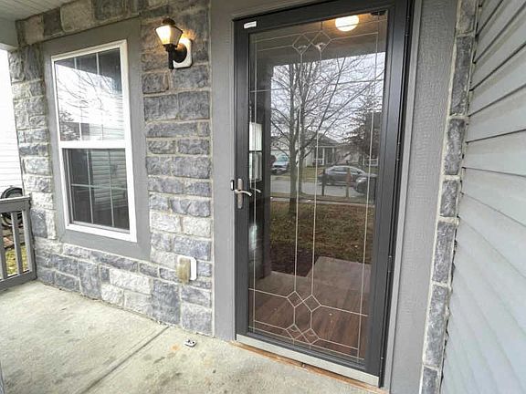 2nd image of 3888 Rosette Dr