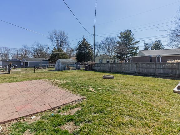 3rd image of 504 Mooreland Dr