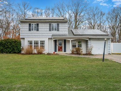 25 Nottingham Drive, Middle Island, NY, 11953