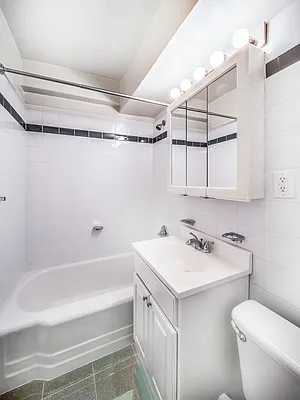 Rented by Dalan Rentals | media 6