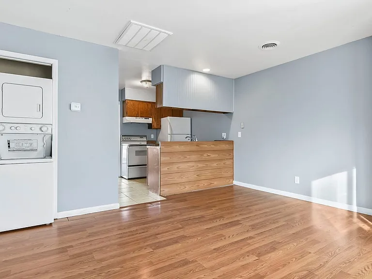 2832 Stanton St — Photo 23
