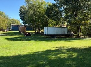 1003 N Jerry St, Raymore, MO 64083