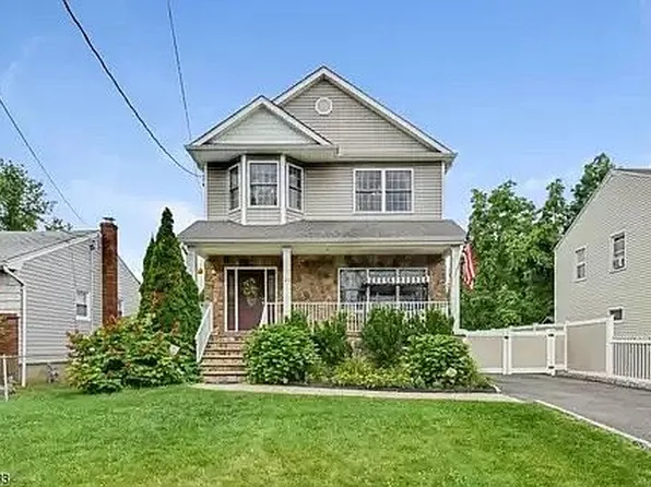 21 Gibson Blvd, Clark, NJ 07066