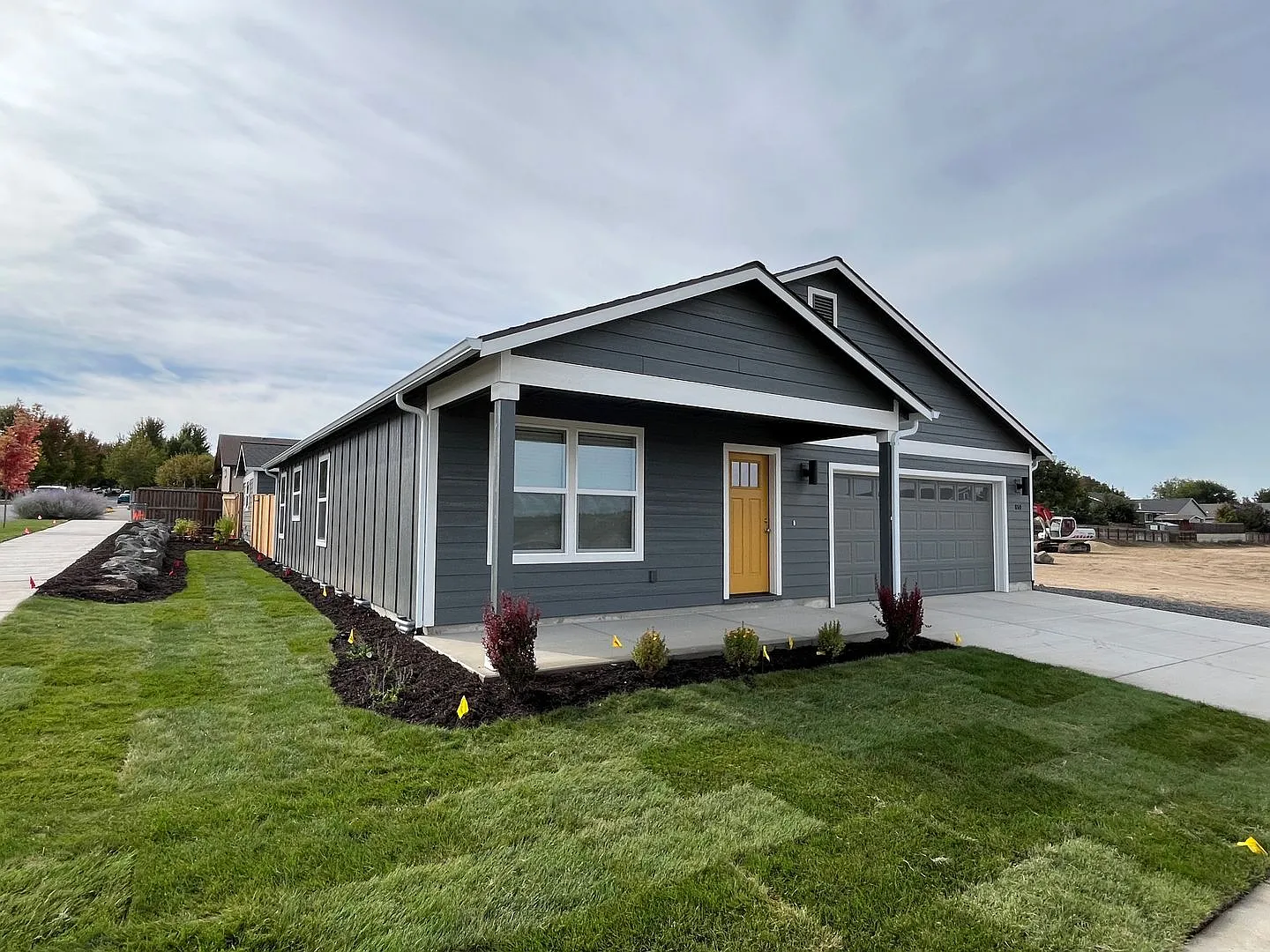 Brand New Contractions, Single Level Home on Corner Lot — Photo 2