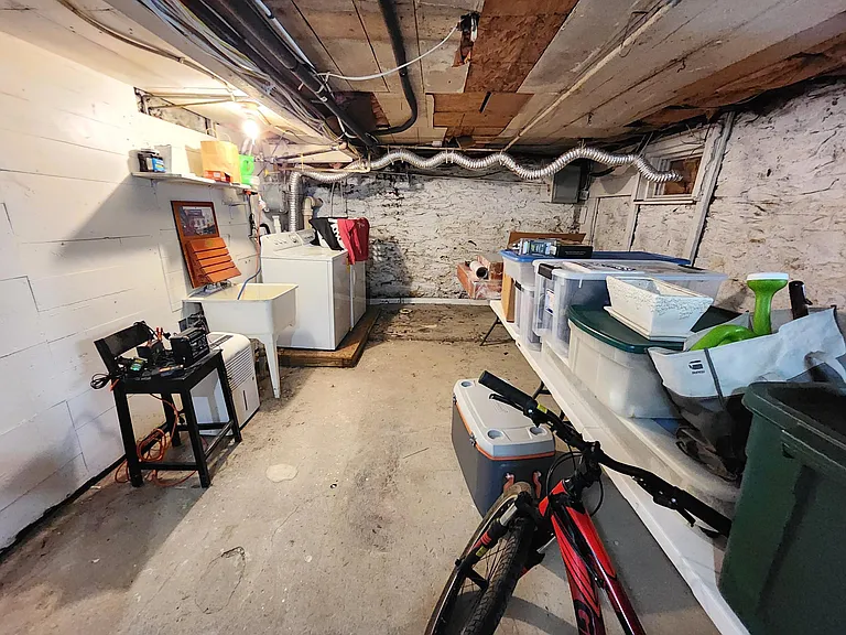 18 S Brett St — Photo 8