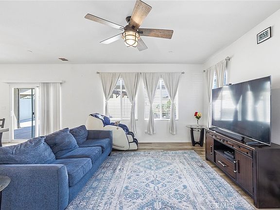 3rd image of 4783 Vanderham Way