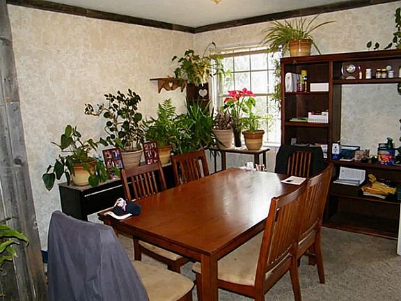 3rd image of 737 Dewberry Dr