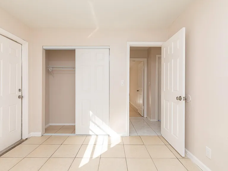 7750 SW 10th Ct #B — Photo 16