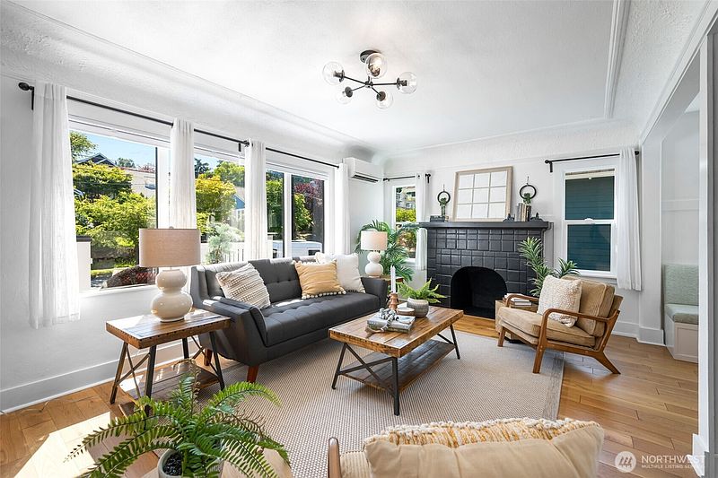 4th image of 6525 3rd Avenue NW