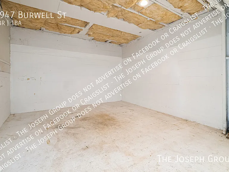 1947 Burwell St — Photo 25