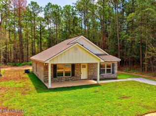 20 Global Ln, Picayune, MS 39466