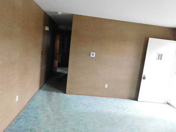 5th image of 414 Brentwood Ave