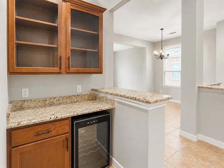 1501 Toucan Dr — Photo 11