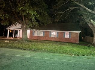 1412 2nd St, Earle, AR 72331