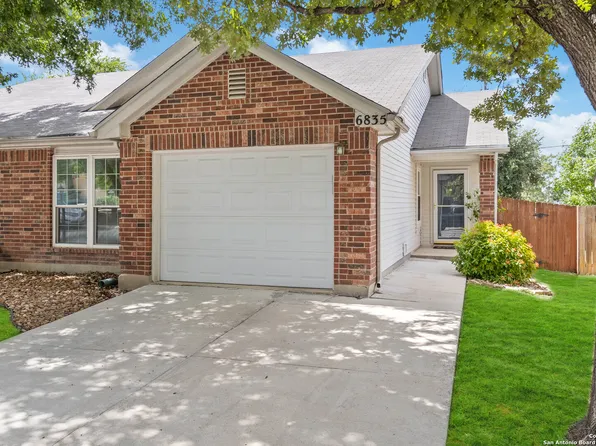 6835 BLUEGRASS RUN, San Antonio, TX 78240