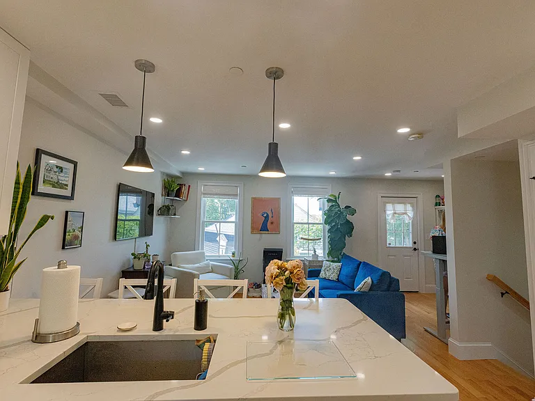 79 White St #2 — Photo 3