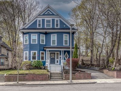 39 Rosseter St #3, Boston, MA, 02121