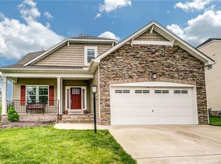 7401 Mangrum Dr, Moseley, VA 23120