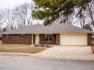 2009 Joye St, Springdale, AR 72762