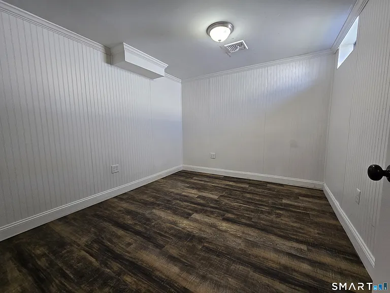24 Pearl St — Photo 29