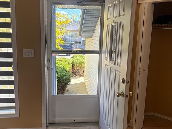 3rd image of 4424 28a St NW