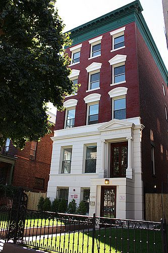 1st image of 1284 Pacific St APT 4B