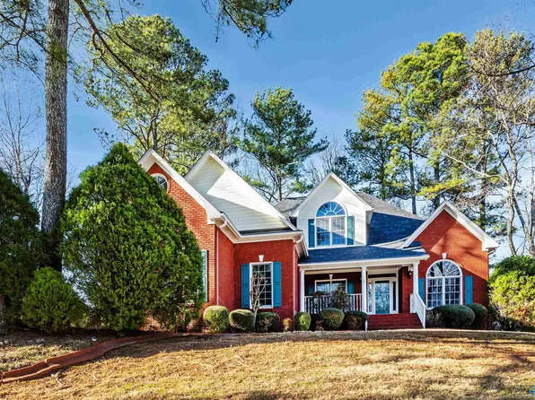 107 Berry Creek Dr, Harvest, AL 35749