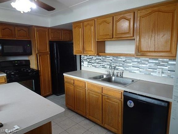 3rd image of 11525 Kader Dr