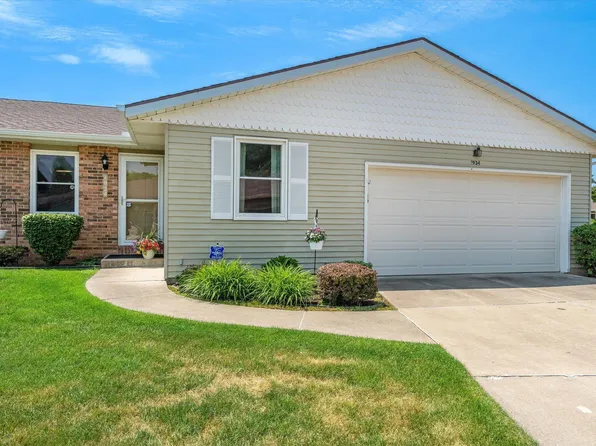 1934 Hampstead Ct, South Bend, IN 46614