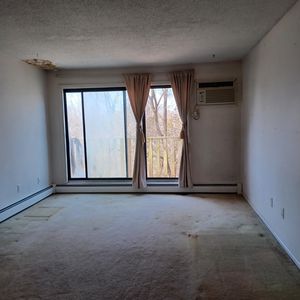 7326 72nd Ln N APT 330, Brooklyn Park, MN, 55428
