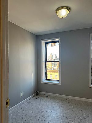 4th image of 234 E 116th St #7