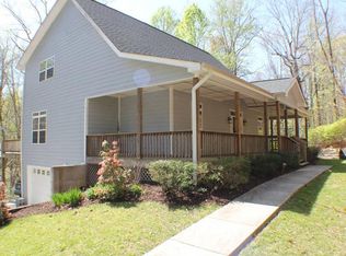 1400 Walden Forest Rd, Signal Mountain, TN 37377