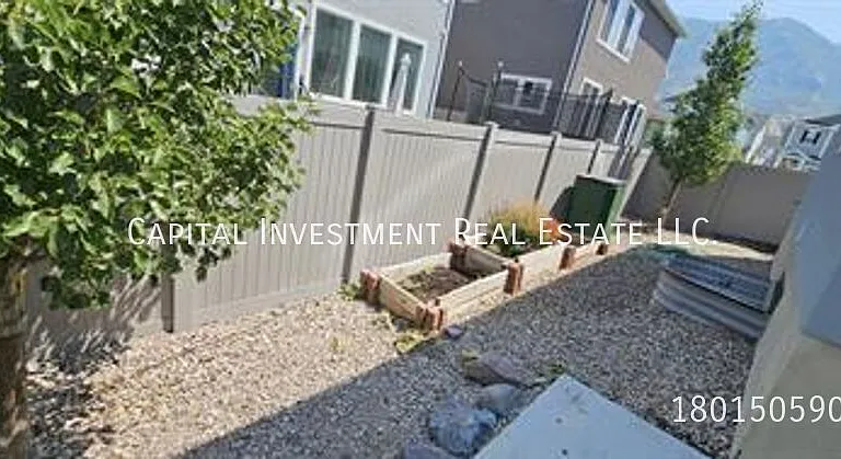 4692 W Camellia Ln — Photo 28