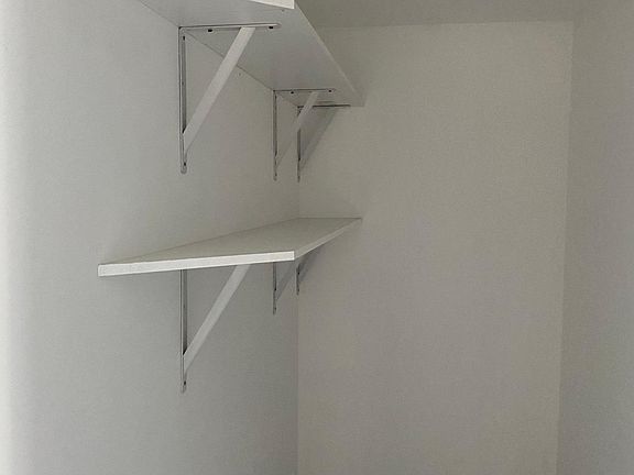 5th image of 3011 S Homan Ave #1