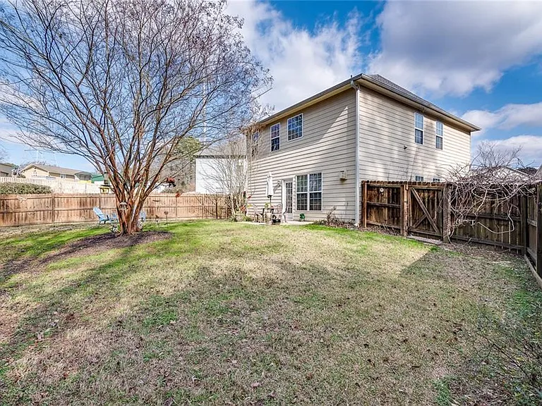 5335 Locomotive Ln — Photo 4