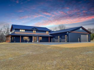 916 Gavin Pass, Hudson, WI 54016