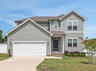 328 Avery Meadows Dr, Smithfield, NC 27577