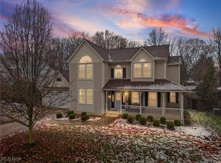 14084 Crystal Creek Dr, Strongsville, OH 44149