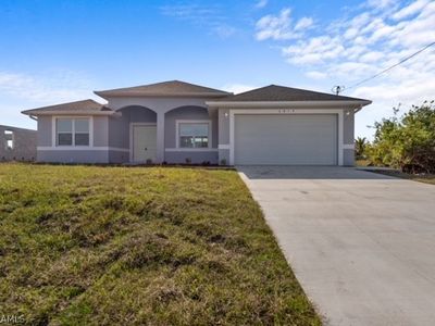 3602 48th St W, Lehigh Acres, FL, 33971