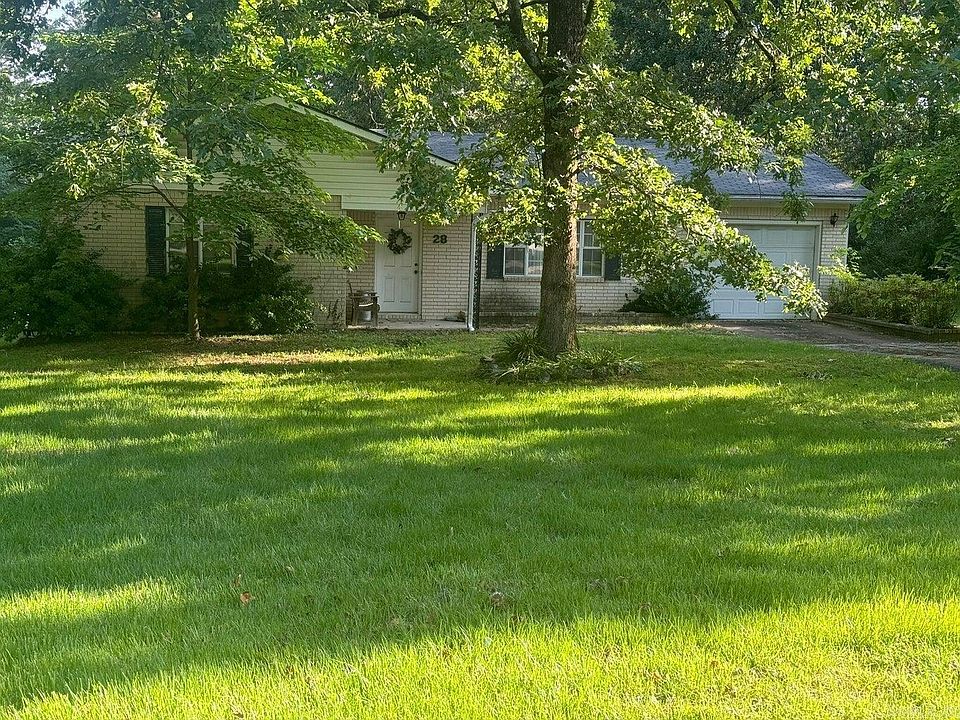 1st image of 28 Red Bud Dr
