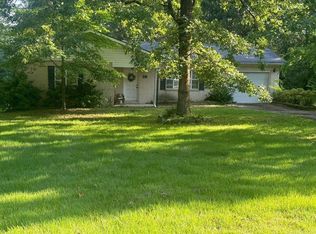 28 Red Bud Dr, Batesville, AR 72501