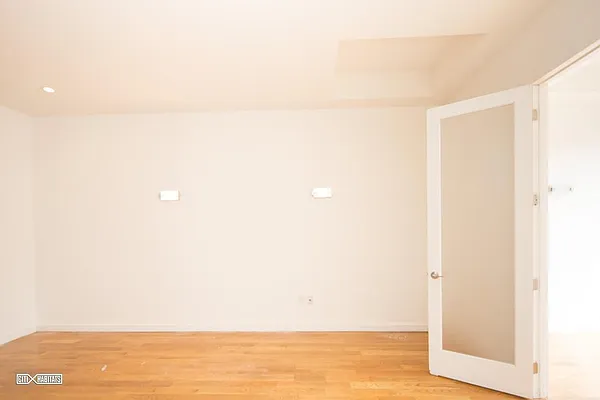 Rented by Citi Habitats | media 17