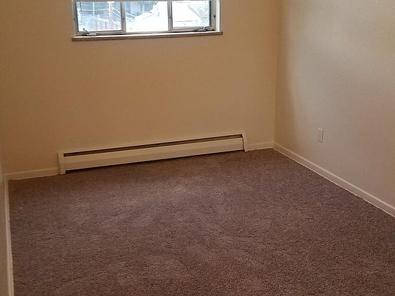 5th image of 2444 S York St #202