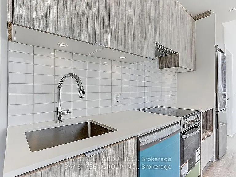 395 Bloor St E #2802 — Photo 10