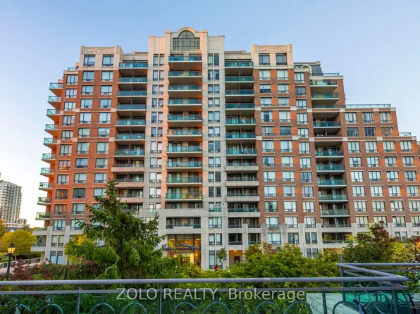 350 Red Maple Rd #1212, Richmond Hill, ON L4C 0T5