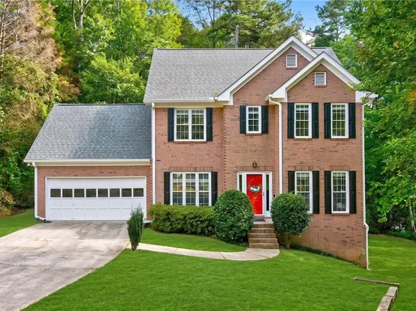 2361 Emerald Dr, Loganville, GA 30052